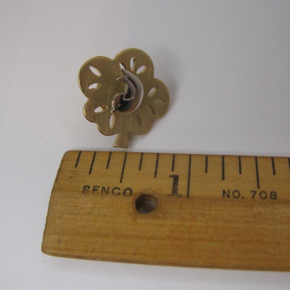 Avon Partridge in Pear Tree Tack Pin 1979 - Picture 5 of 5